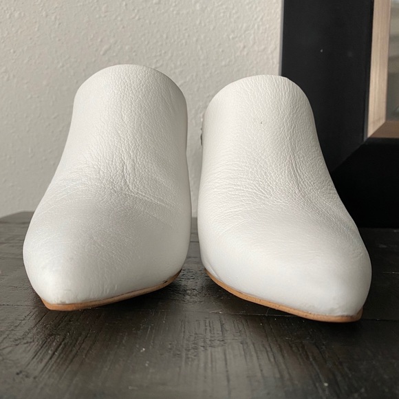 Splendid Nala Mules in White - Picture 7 of 8